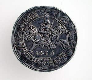 Guildiner (taler) de Sigismond (1439-96) Comte de Tyrol, Monnaie de Hall, 1486 (avers)